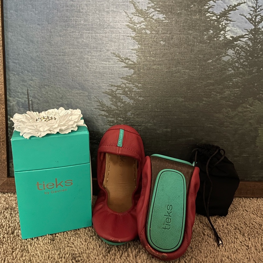 Tieks - Cardinal Red Originals Size 7